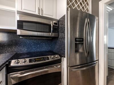 8642 Sunset Drive, Palm Beach Gardens, FL 33410