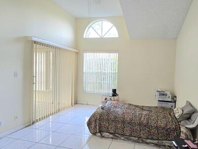 8707 Forest Hills Boulevard, Coral Springs, FL 33065