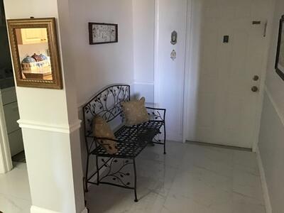 750 Egret Circle, Delray Beach, FL 33444