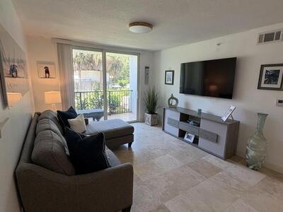 1205 Villa Lane, Boynton Beach, FL 33435