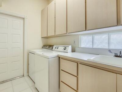 8533 SE Palm Hammock Lane, Hobe Sound, FL 33455