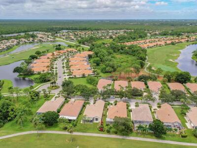 8533 SE Palm Hammock Lane, Hobe Sound, FL 33455