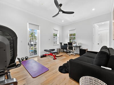 121 Lily Lane, Delray Beach, FL 33444