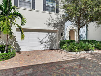 121 Lily Lane, Delray Beach, FL 33444