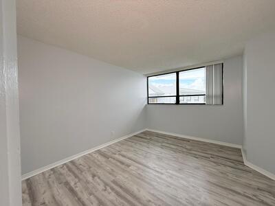 1720 N Congress Avenue, West Palm Beach, FL 33401