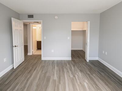 712 SW 81st Avenue, North Lauderdale, FL 33068