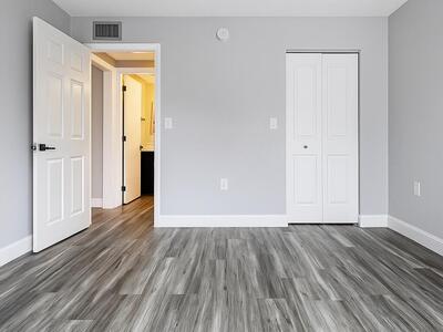 712 SW 81st Avenue, North Lauderdale, FL 33068