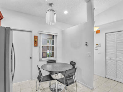 6099 Waldwick Circle, Delray Beach, FL 33484