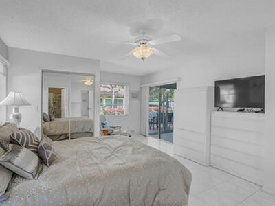 6099 Waldwick Circle, Delray Beach, FL 33484