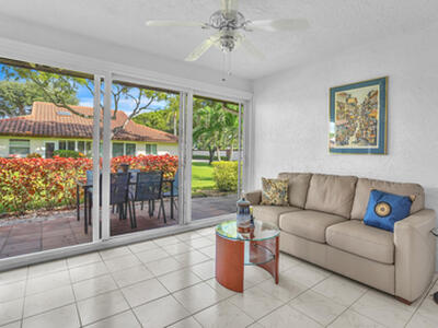 6099 Waldwick Circle, Delray Beach, FL 33484