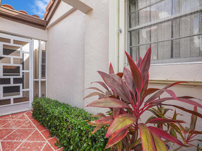 6099 Waldwick Circle, Delray Beach, FL 33484