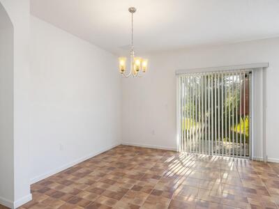 1440 Lexington Square SW, Vero Beach, FL 32962