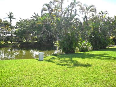 9746 Lancaster Place, Boca Raton, FL 33434