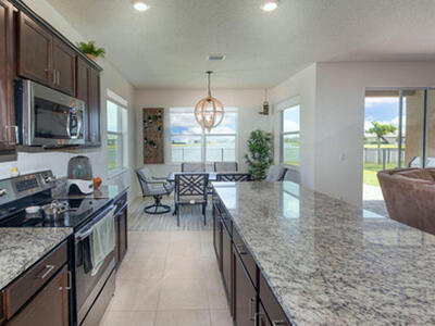 8148 NW Greenbank Circle, Port Saint Lucie, FL 34987