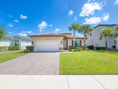 8148 NW Greenbank Circle, Port Saint Lucie, FL 34987