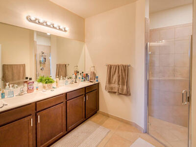 8148 NW Greenbank Circle, Port Saint Lucie, FL 34987