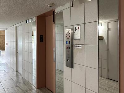 9355 SW 8th Street, Boca Raton, FL 33428