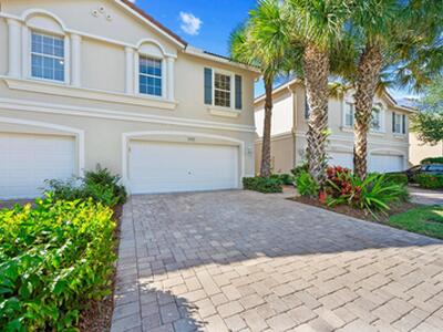 4205 Bamboo Palm Court