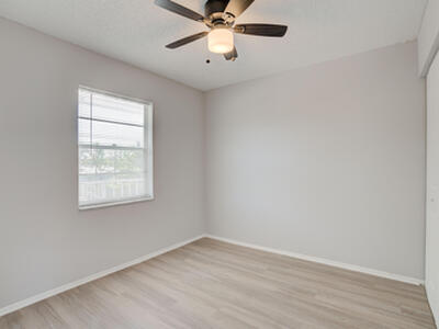 6600 Jupiter Gardens Boulevard, Jupiter, FL 33458