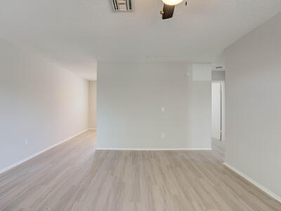 6600 Jupiter Gardens Boulevard, Jupiter, FL 33458