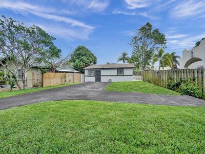 5606 Garden Avenue, West Palm Beach, FL 33405