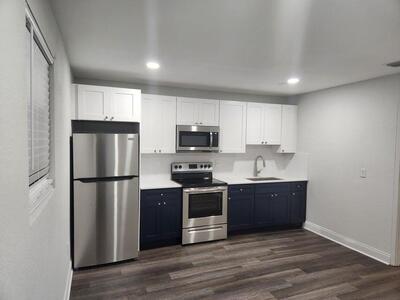 5606 Garden Avenue, West Palm Beach, FL 33405