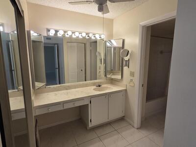 9187 Norte Lago, Boca Raton, FL 33428