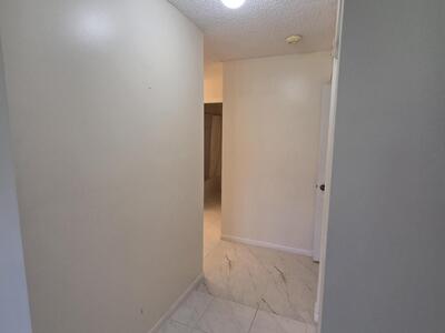 9187 Norte Lago, Boca Raton, FL 33428