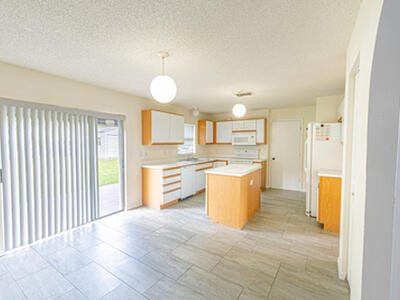 167 SW Grove Avenue, Port Saint Lucie, FL 34983