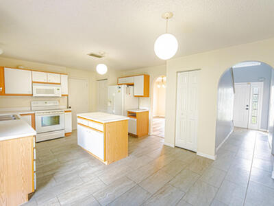 167 SW Grove Avenue, Port Saint Lucie, FL 34983