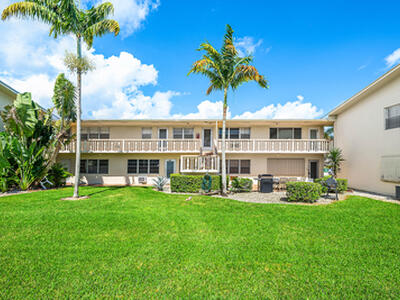 116 Salisbury E, West Palm Beach, FL 33417