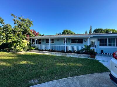 104 NE 16th Avenue, Boynton Beach, FL 33435