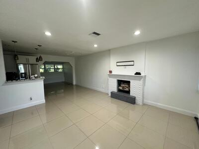 104 NE 16th Avenue, Boynton Beach, FL 33435