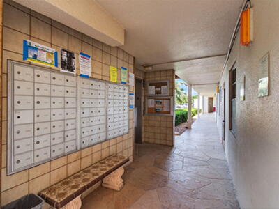 2048 Newcastle C, Boca Raton, FL 33434