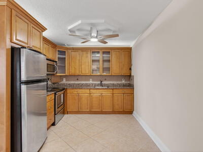 2048 Newcastle C, Boca Raton, FL 33434