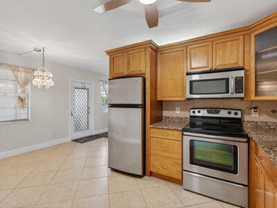 2048 Newcastle C, Boca Raton, FL 33434