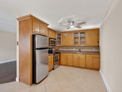 2048 Newcastle C, Boca Raton, FL 33434