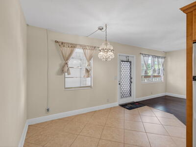 2048 Newcastle C, Boca Raton, FL 33434