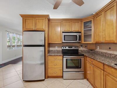 2048 Newcastle C, Boca Raton, FL 33434