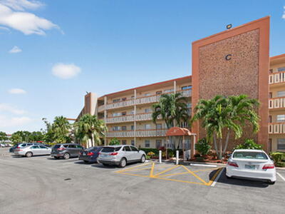 2048 Newcastle C, Boca Raton, FL 33434