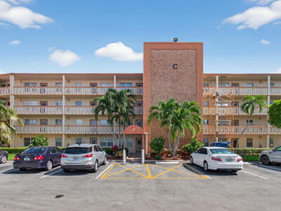 2048 Newcastle C, Boca Raton, FL 33434