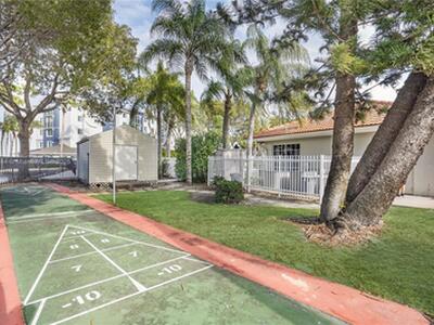 600 Executive Center Drive, West Palm Beach, FL 33401