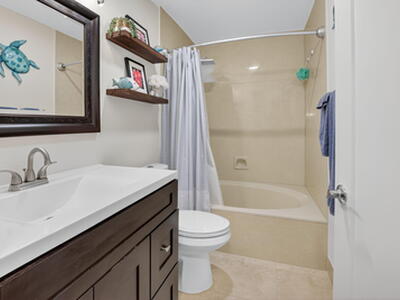 5152 Golfview Court, Delray Beach, FL 33484