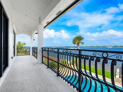 1 S 18th Avenue S, Lake Worth Beach, FL 33460