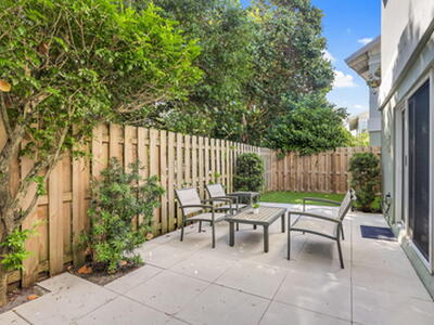 320 S Ocean Boulevard, Delray Beach, FL 33483