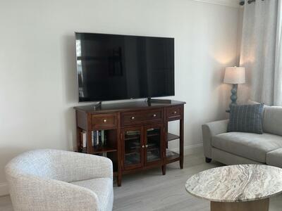 600 S Dixie Highway, West Palm Beach, FL 33401