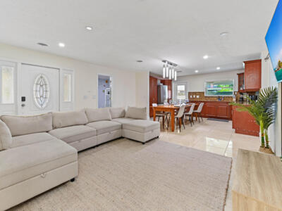 2128 Dock Street, West Palm Beach, FL 33401