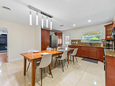 2128 Dock Street, West Palm Beach, FL 33401