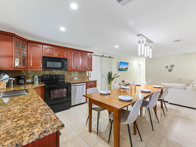 2128 Dock Street, West Palm Beach, FL 33401