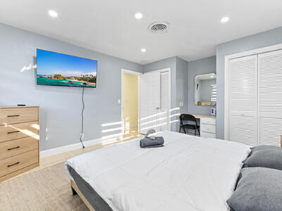 2128 Dock Street, West Palm Beach, FL 33401